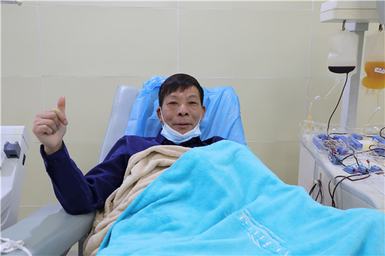 何平资第81次参加献血.jpg